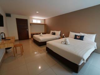 RoomQuest Chiang Mai Tha Sala - 3