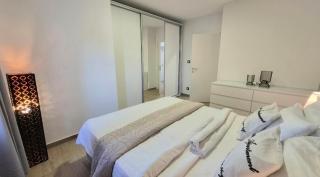 Eximius Apartment - 4