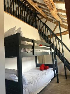 3 or 4 Bed 2 Bath Cosy Rural Barn Conversion-Parking - 1