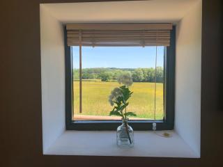 3 or 4 Bed 2 Bath Cosy Rural Barn Conversion-Parking - 8