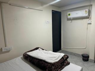 SPOT ON Hotel Pahalwan Ji Bhawan - 2