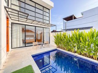 Villa Exquisite Central Seminyak by Nagisa Bali - 4