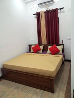Royal Beach Hotel - 7