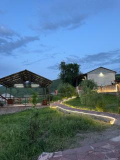 Sky View House Almaty - 7