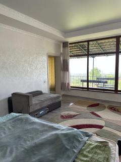 Sky View House Almaty - 4