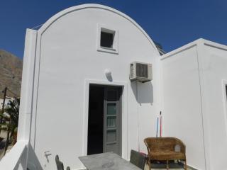 Perissa Art - Double Room with Balcony & Kitchenette - Perissa - 3