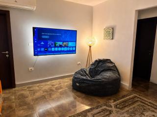 Spacious 3 Bedroom Near Downtown Jabal AlWeibdeh - 7