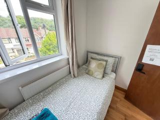 F3 Cosy Single Room (Sandycroft Guest House) - 4
