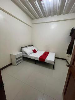 RedDoorz at Basubas Manor Tipolo Mandaue Cebu - 5