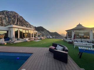 Mountain Peak Resort - 0