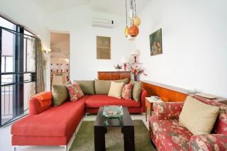 Mamad Charming Sunny Haven with Balcony - 5