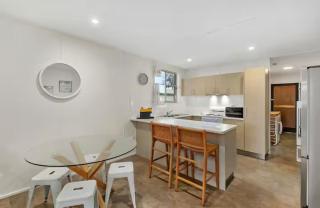 Beach Side on Burke - 3BR - Pet Friendly - 3