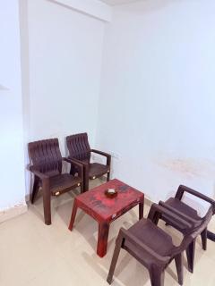 Good Wives Home Stay - 6