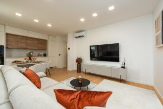 Zaria Luxury Residence - 8