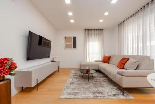 Zaria Luxury Residence - 6