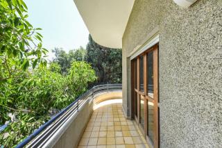 Spacious 3BR Penthouse w Rooftop 7 min from Beach - Tel Aviv - 3