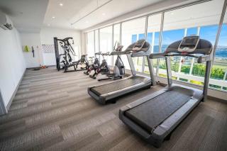 Chic Condo - Stunning View & Quiet - 1
