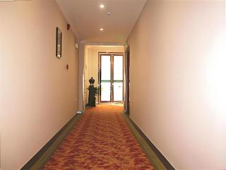 GreenTree Inn Yancheng Dongtai West Wanghai Road Shell Hotel - 1