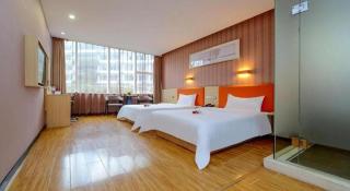 7Days Premium Chongqing Jiefangbei Commercial Street Branch - 0