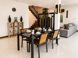 Villa Alix - Private Pool & Panoramic Views - 5 Min to Kamala Beach - 4