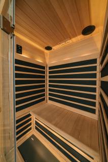 Moderm Lux - Work Space - 3 BRs - Gym Haus - 1