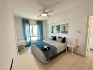 SeaTurtle Beach House - 2