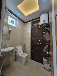 Ansh Prince Home Stay - 4