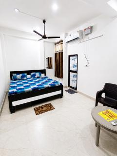 Shivay Nivas Ayodhya Walking Distance from Ram Mandir - 4
