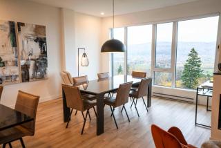 205 - Modern Suite - Pool and River View - 8