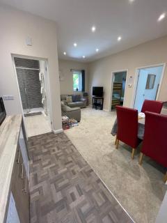 Private 1st Floor Apartment - Perfect for Port of Dover, Eurotunnel and Short Stays - 3