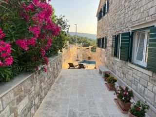 Villa Mila - Splitska - 5