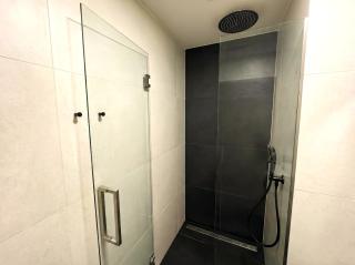 Factory Suites - 8