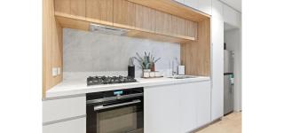 Modern City Apartment 2BR 2BA Pool and Gym - 9