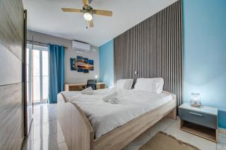 Modern Central 3-Bedroom Apartment with Balcony, WiFi & AC - 7