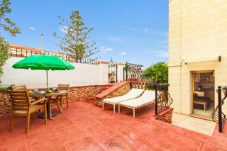 Villa & Pool Apartments in Mellieha Bay - 5