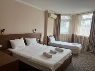 HOTEL L - Bakuri - 2
