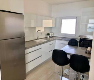 3BR Beachfront Apt w Amazing Sea View l Mamad - 5