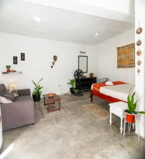 watchRasta Studio, Culture, Beaches & Airport - 1
