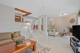 Cyma, Stylish Luxury Apartment Near Glyfada Beach - 7