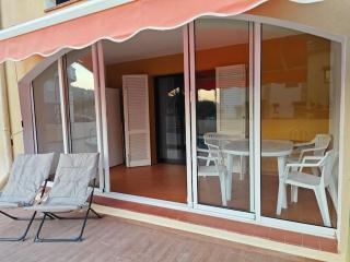 Apartamento con piscina - 1
