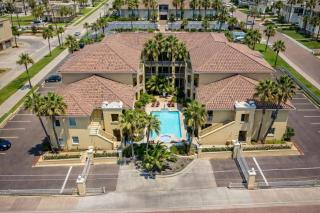 New 2BR - Pool Patio - Bunk Beds - 1st Floor - 0