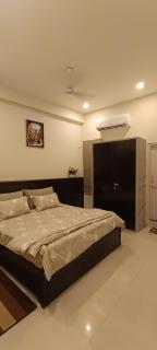 Exquisitely equipped 2BHK Flat for a relaxing stay - 0