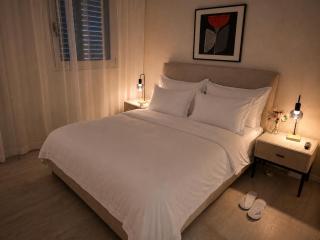The White Suite - 7