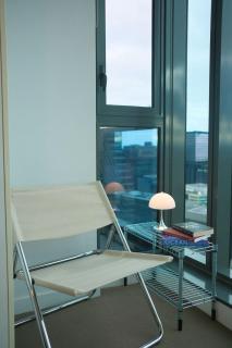 Elevated Bauhaus 2BR with Bay Views - 2