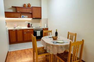 Tranquil condo in Golden Sands - 2