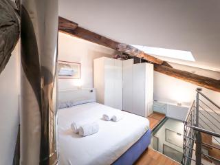 Charming Apartment in the Navigli District - 4 people - 6