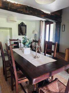 Beautiful Rustic Farmhouse in peaceful location - 9