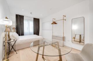At Home in Verona Cinema Suite Adult Only - 5