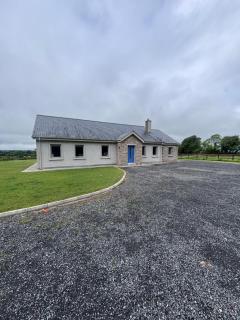 Moate View House - 0