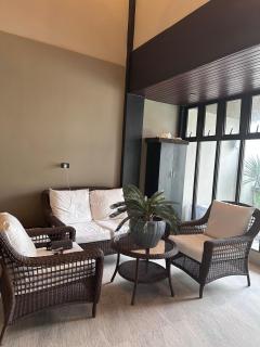 The Lake House Taguig near Bgc - 9